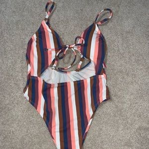 ⭐️BRAND NEW ONE PIECE